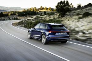 Audi e-tron S 2020 года  (WW)